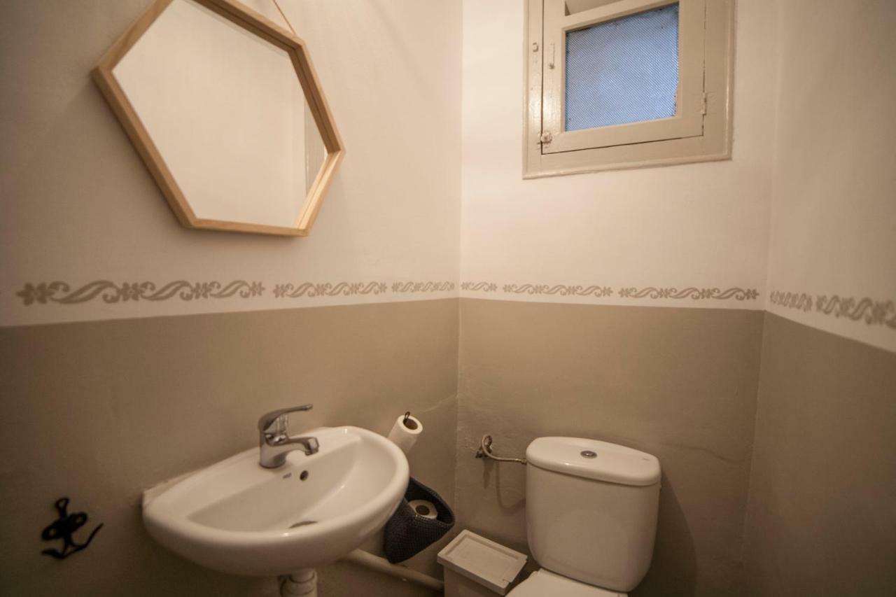 B21-Apartamento Modernista Para Grupos Barcelona Exterior photo